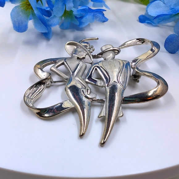 JJ Signed Vintage Victorian Style Couple 925 Sterling Silver Plated Brooch - Picture 2 of 5